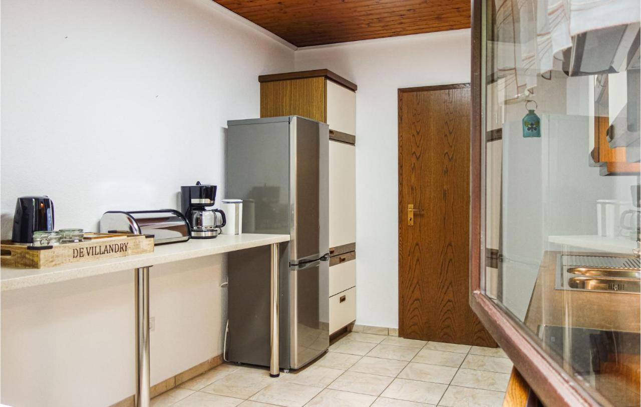 Beautiful Apartment In Dillenburg With Kitchen Bagian luar foto