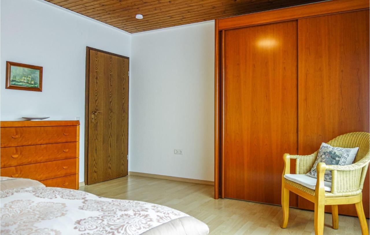 Beautiful Apartment In Dillenburg With Kitchen Bagian luar foto